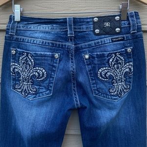 Miss Me Fleur de Lis Rhinestone Embroidered Boot Jeans Size 30